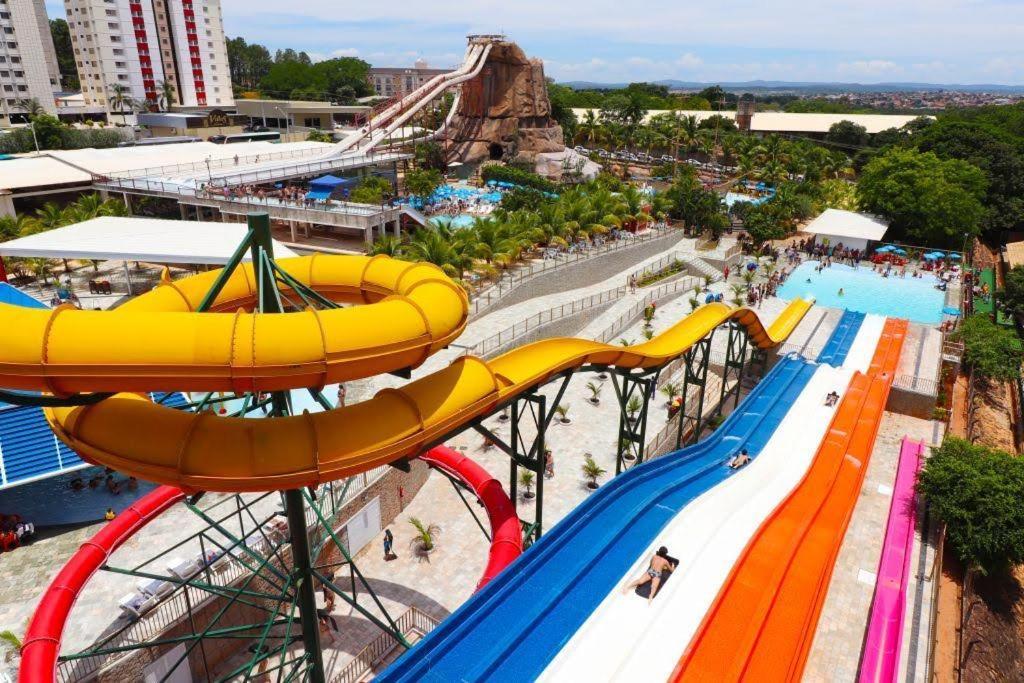 Piazza Diroma Acqua Park, Requinte E Diversao Caldas Novas Extérieur photo