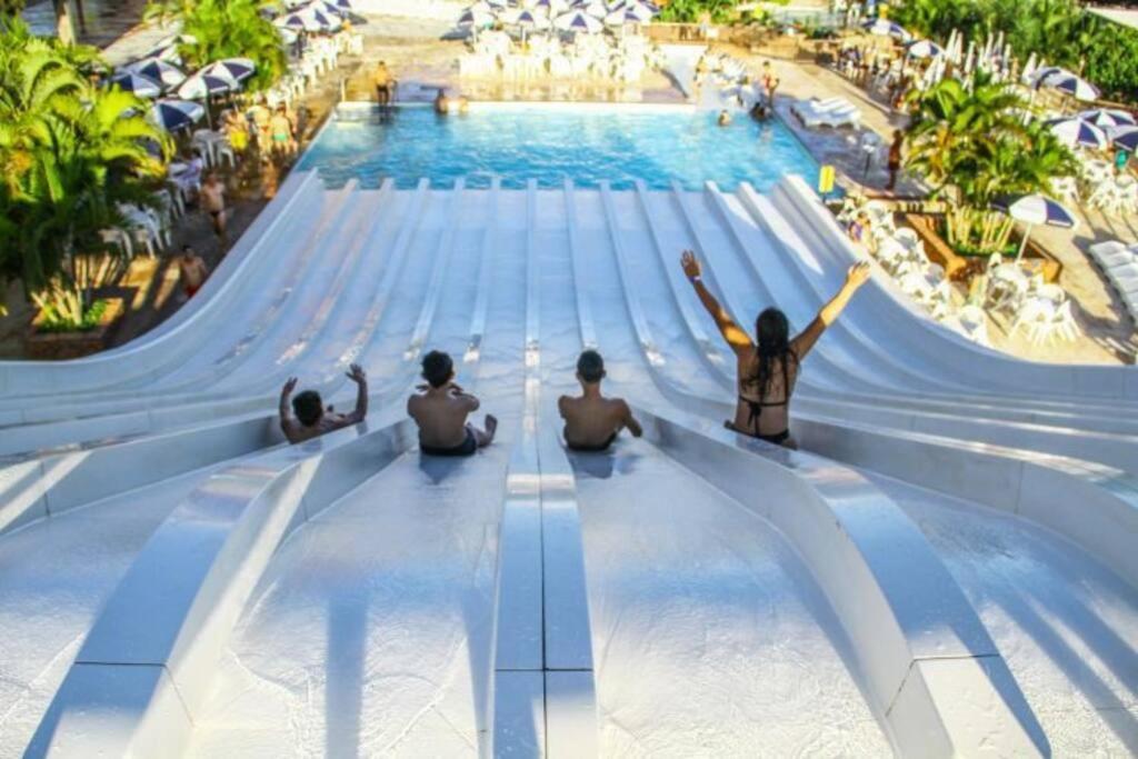 Piazza Diroma Acqua Park, Requinte E Diversao Caldas Novas Extérieur photo
